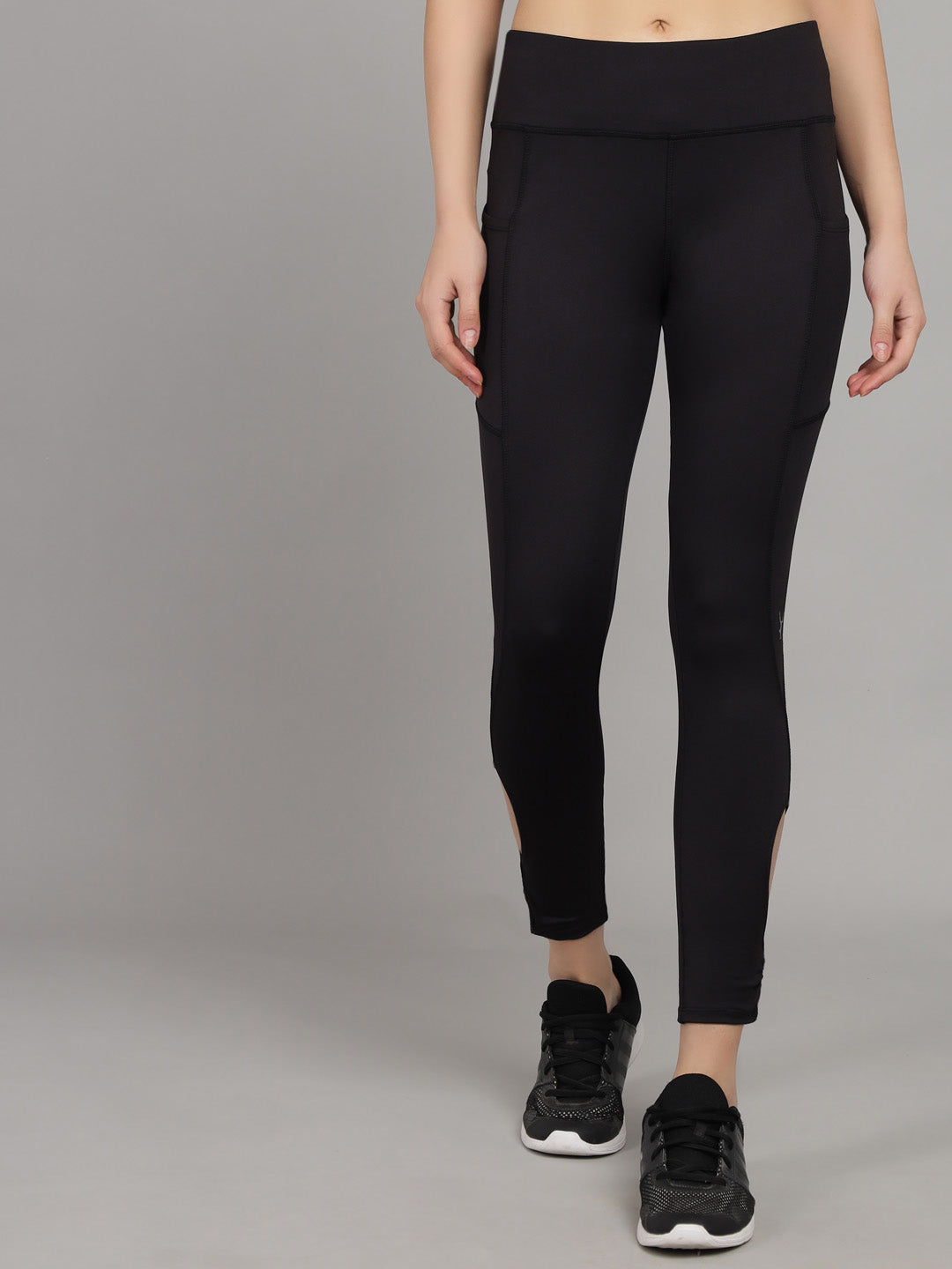 Women's Black Zipper-At-Hem Jeggings - SASSAFRAS | Black fabric, Jeggings,  Black